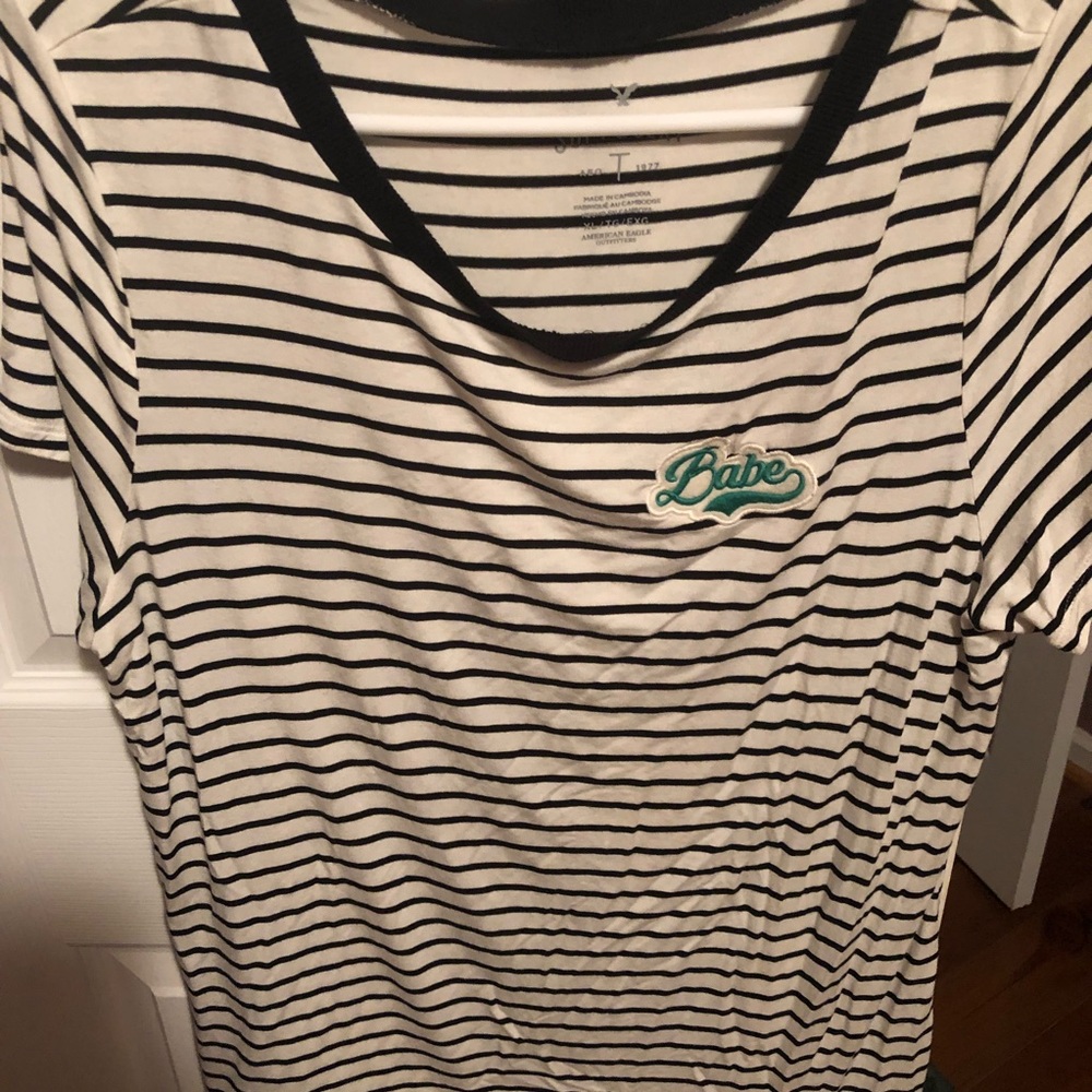 American Eagle ‘babe’ shirt
